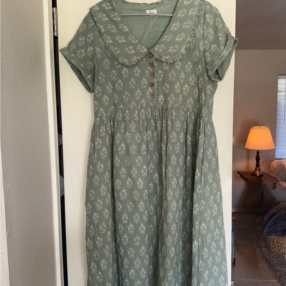 Women's Sage Green Printed Midi Dress with Peter Pan Collar